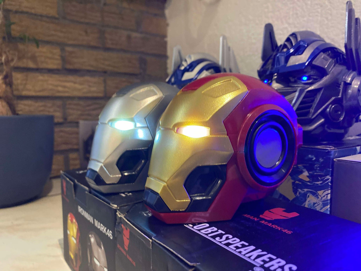 Portable Bluetooth Speaker with Robot Design – Unique Models